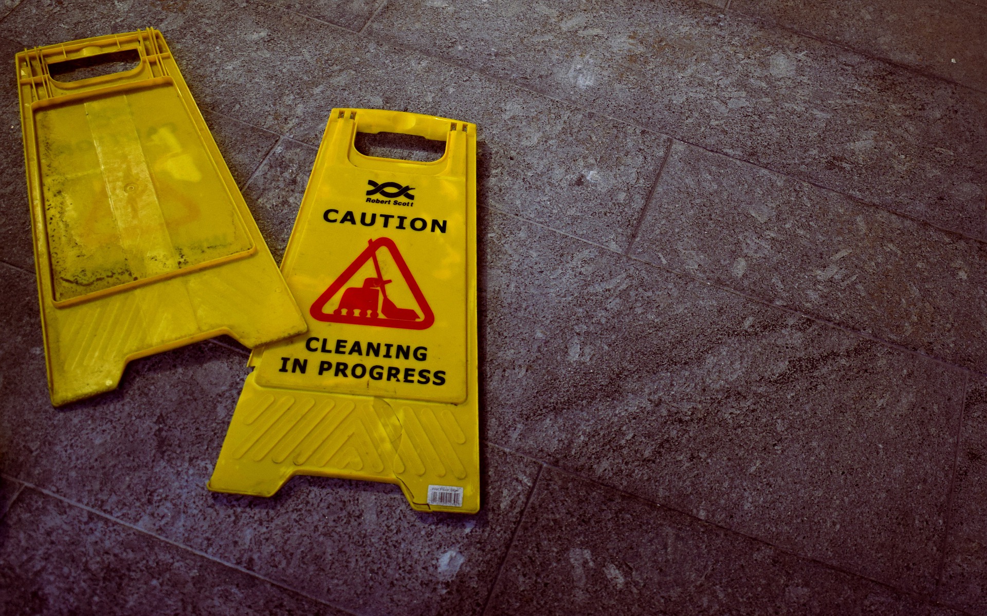 What Happens in a Slip and Fall Lawsuit