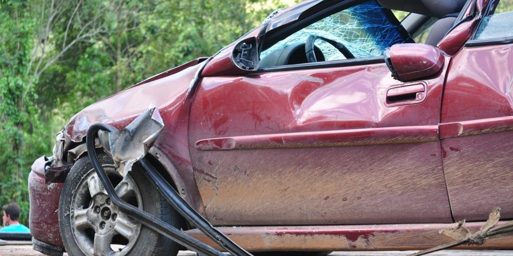Conductor acusado de exceso de velocidad e imprudencia en accidente de tráfico Joliet